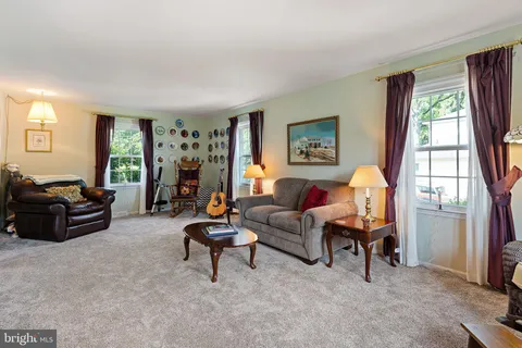 $595,000 | 2324 Kennwynn Road, Wilmington, DE 19810