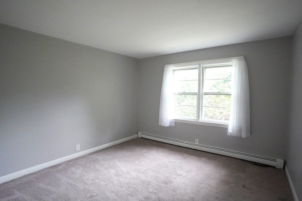 19 Everett Street Taunton, MA 02780 - Photo 16 of 35