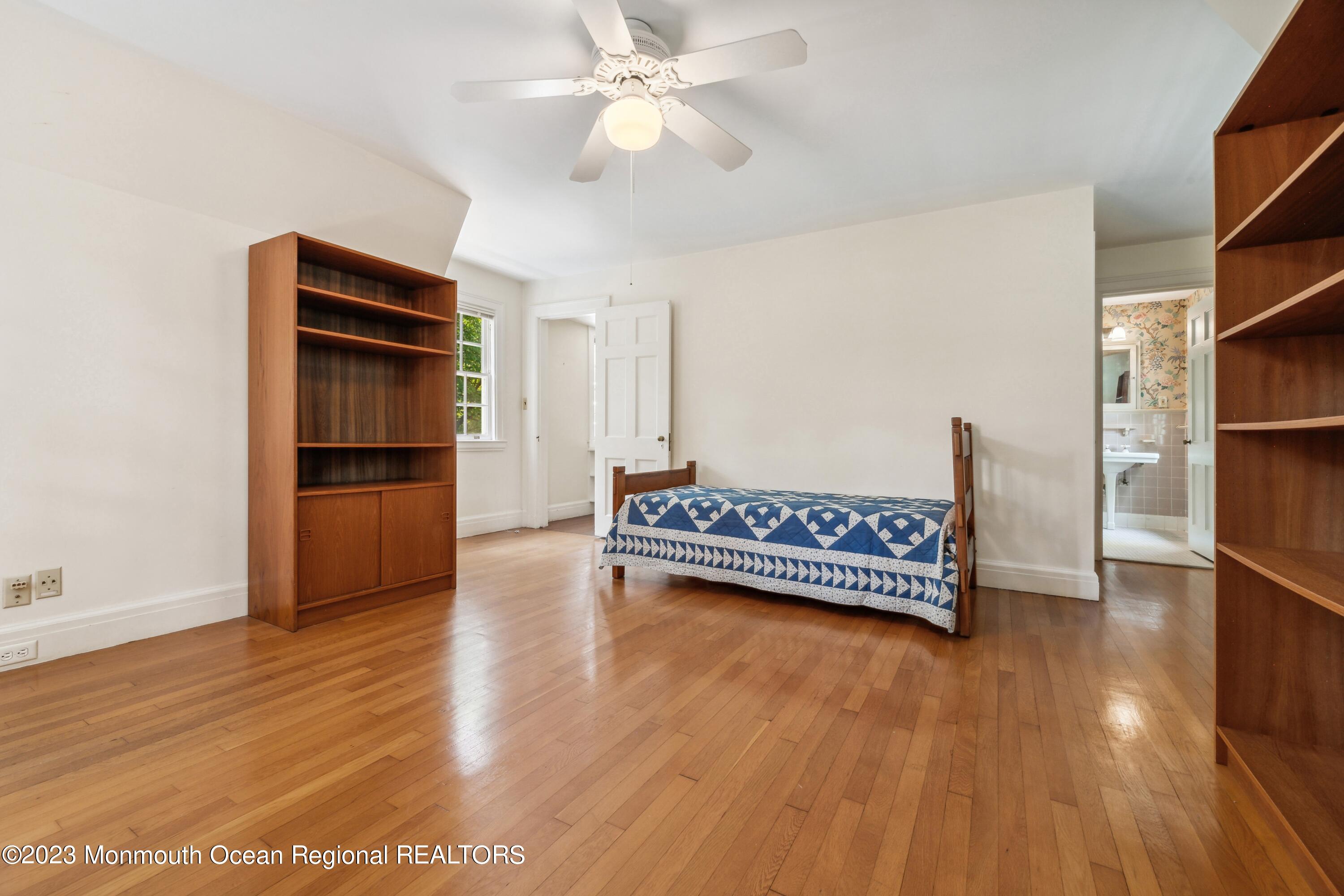 383 River Road Fair Haven, NJ 07704 - Photo 44 of 59 41_383RiverRd_2041_HiRes