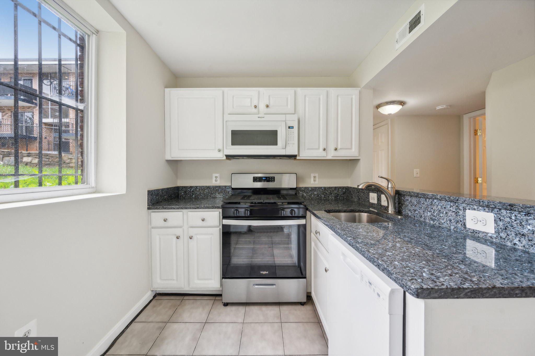 4208 Benning Road Northeast, Unit 2 Washington, DC 20019 - Photo 11 of 17 Gallery Image 11