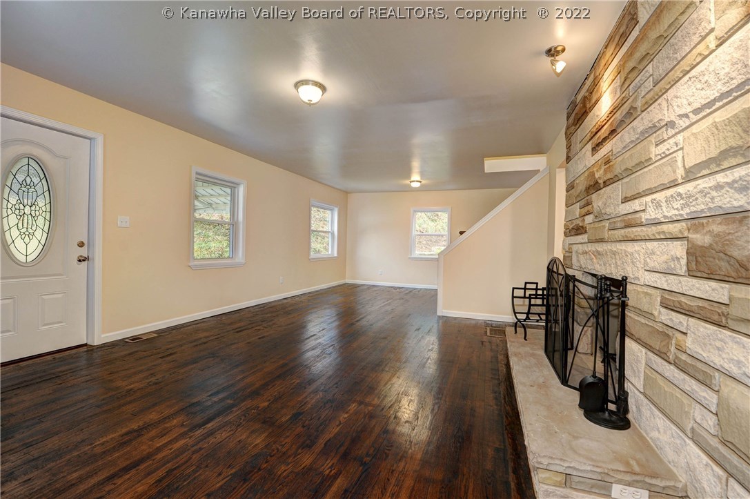 4785 Midway Road Yawkey, WV 25573 - Photo 15 of 24 Gallery Image 15