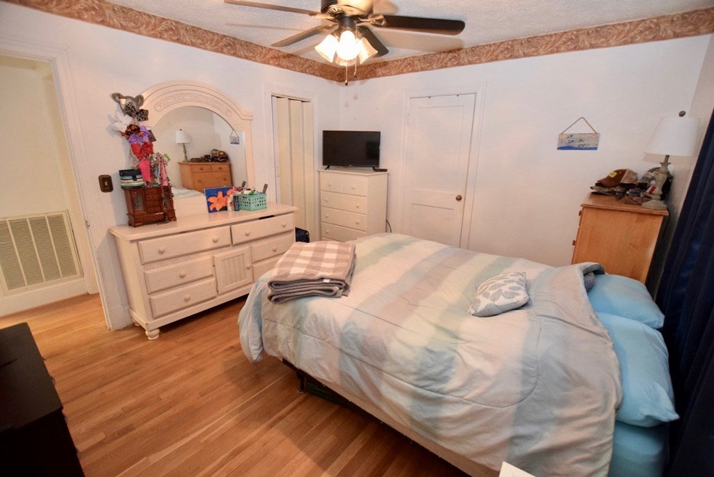 1402 Indian Oak Road Crewe, VA 23930 - Photo 18 of 30 Gallery Image 18