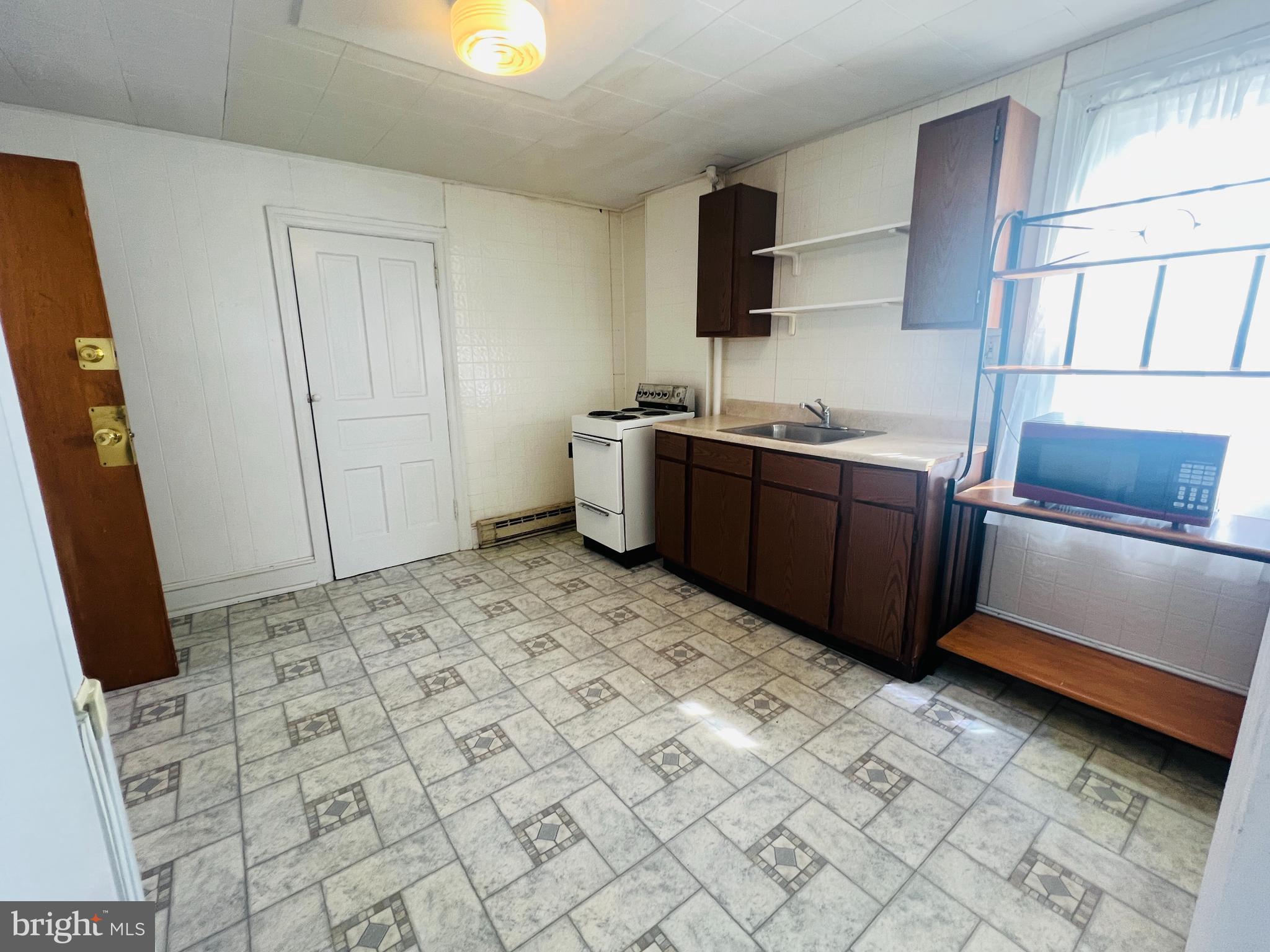 105 West 24th Street Chester, PA 19013 - Photo 5 of 30