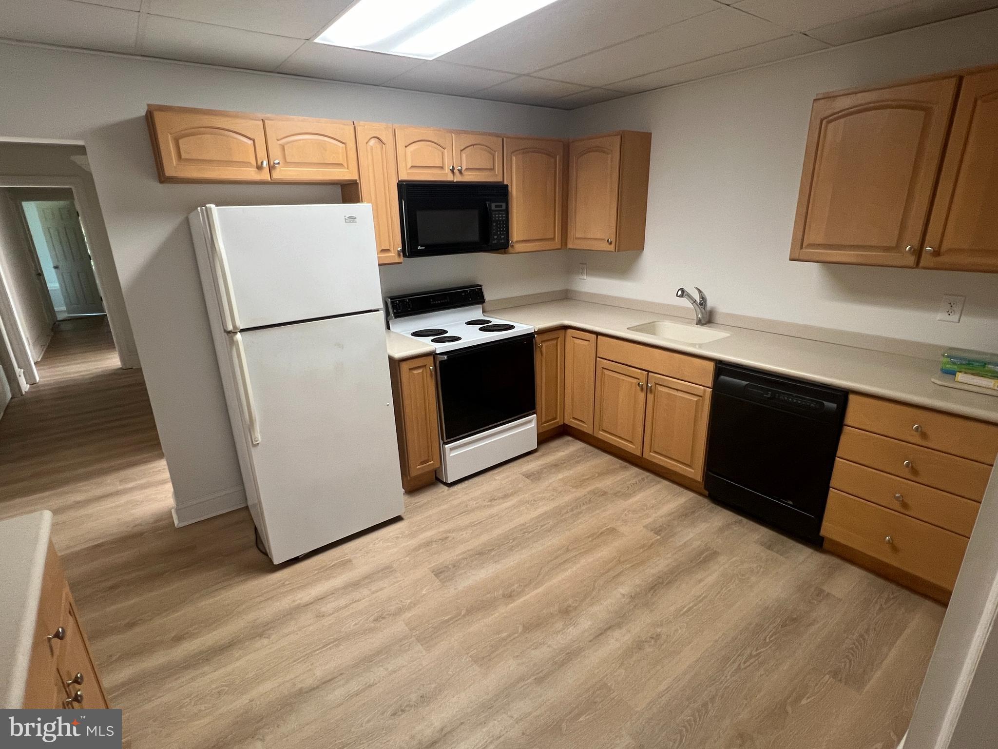 105 West 24th Street Chester, PA 19013 - Photo 7 of 30 1st floor kitchen