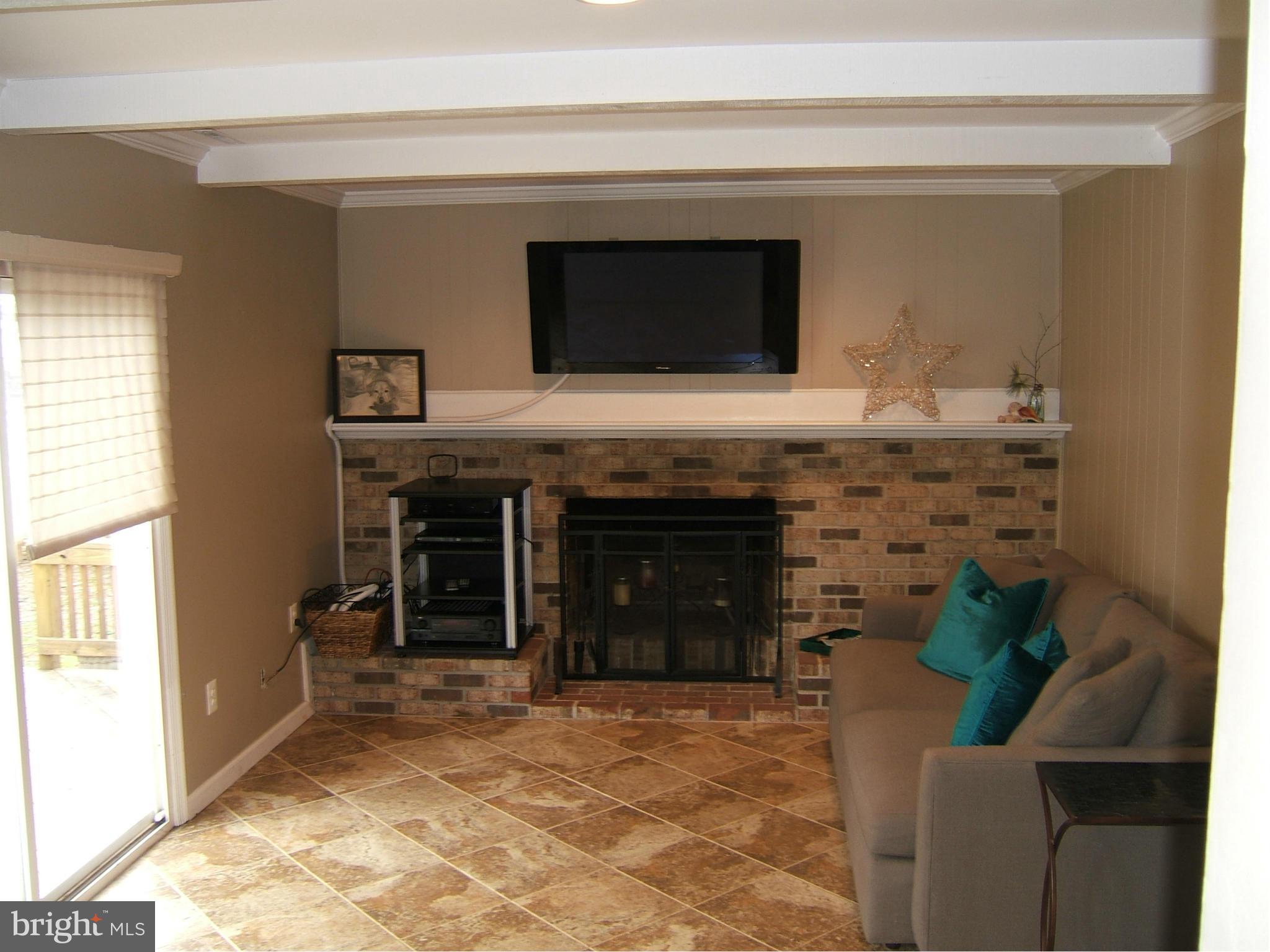 10013 Marshall Pond Road Burke, VA 22015 - Photo 12 of 28 Family Room