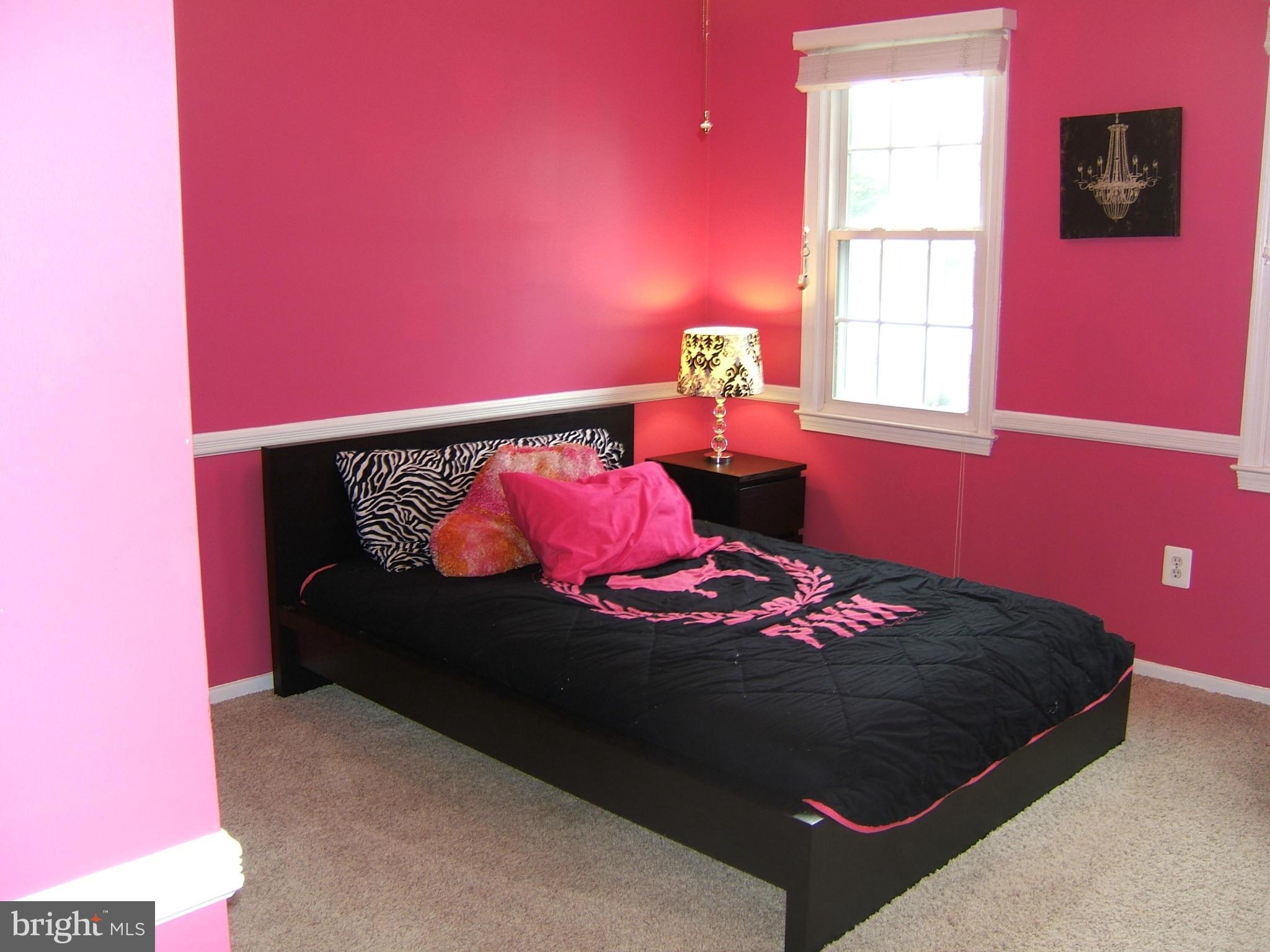 10013 Marshall Pond Road Burke, VA 22015 - Photo 21 of 28 Bedroom