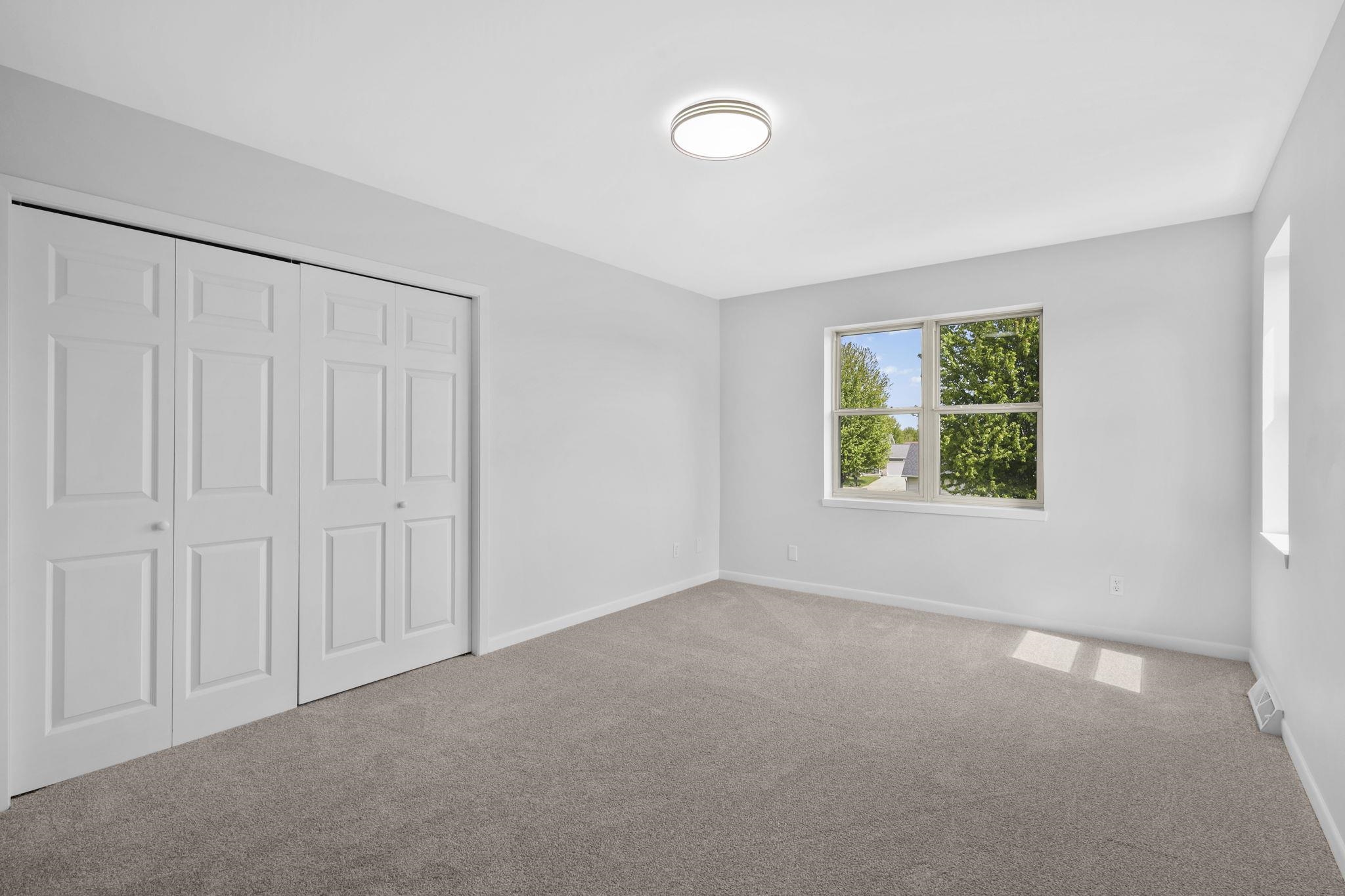 640 Tower Drive Sun Prairie, WI 53590 - Photo 8 of 40