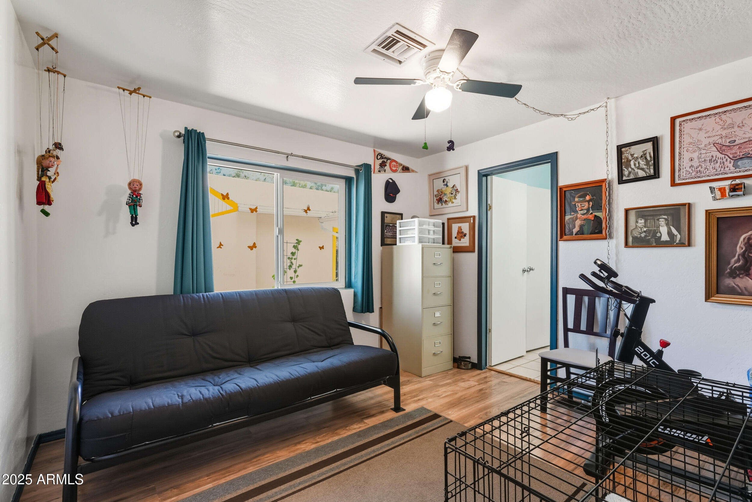 500 East Lorene Street Payson, AZ 85541 - Photo 26 of 41 a living room with furniture and a window