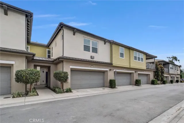 $619,990 | 2343 South Via Veranda, Unit 10, Ontario, CA 91764