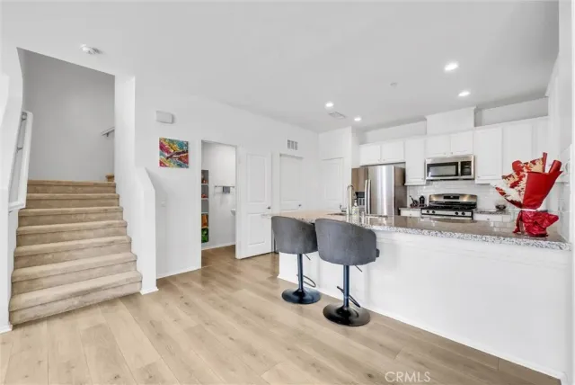 $619,990 | 2343 South Via Veranda, Unit 10, Ontario, CA 91764