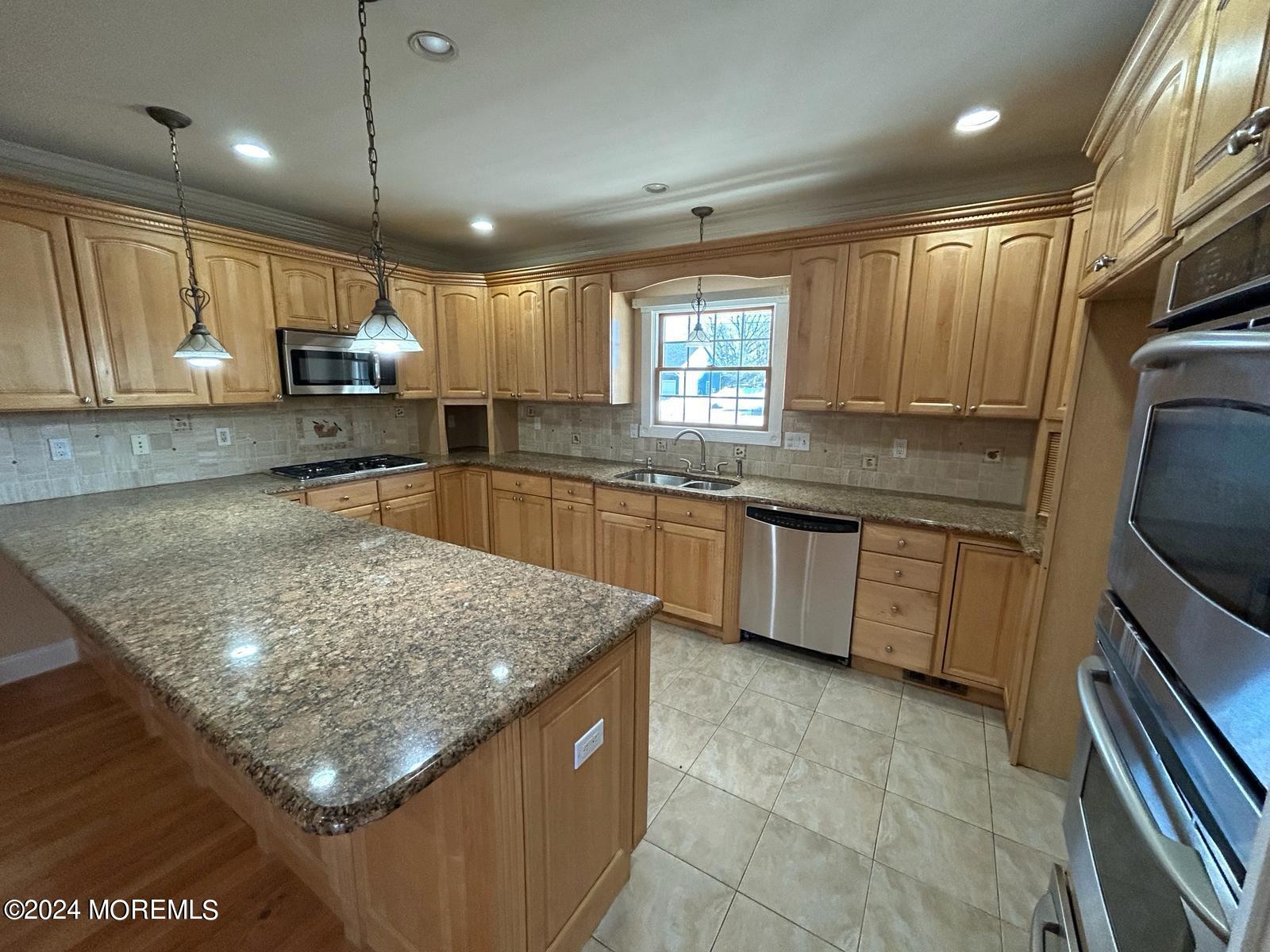 260 Heritage Drive Brick, NJ 08723 - Photo 11 of 157 4d984ee7-74f9-48f4-87d3-045dc5d9ce17