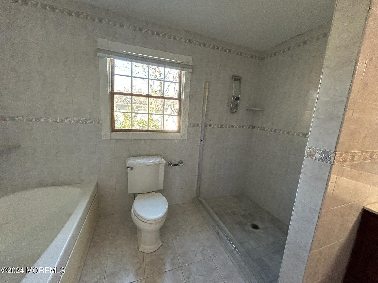 260 Heritage Drive Brick, NJ 08723 - Photo 116 of 157 d198488a-3418-4d7c-ae6e-d18b99ee2eb4