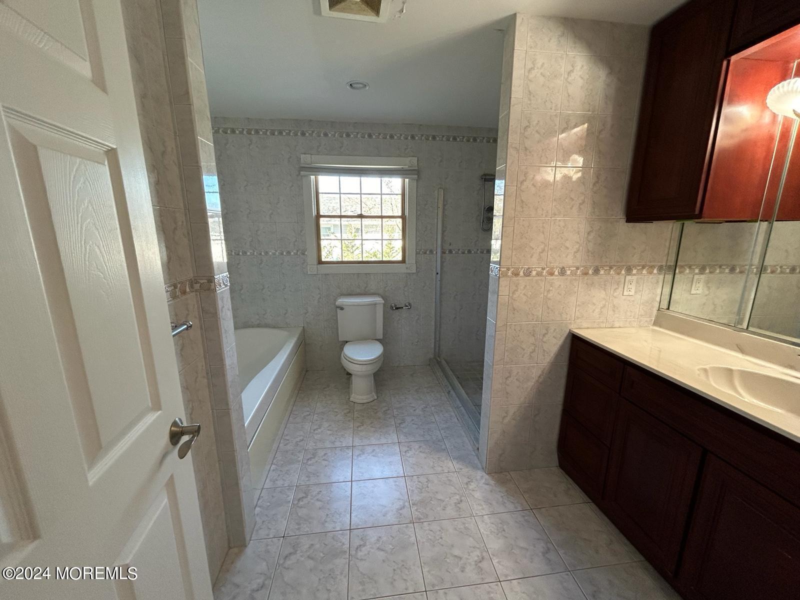 260 Heritage Drive Brick, NJ 08723 - Photo 117 of 157 dd2108ef-fa7a-4228-96b3-895cf3371652