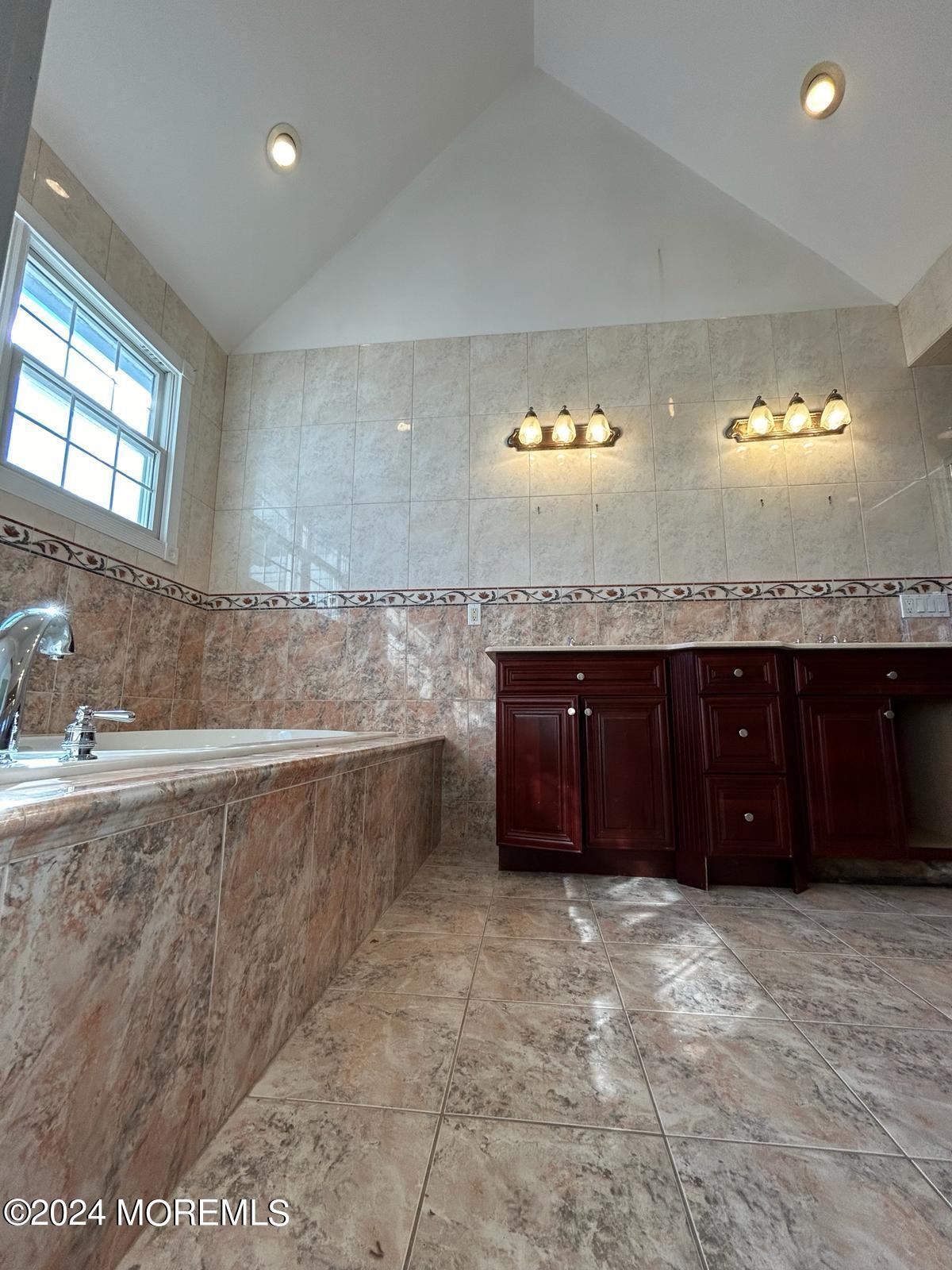 260 Heritage Drive Brick, NJ 08723 - Photo 130 of 157 eec7e8b3-29ce-4382-8b37-c289513c7d35