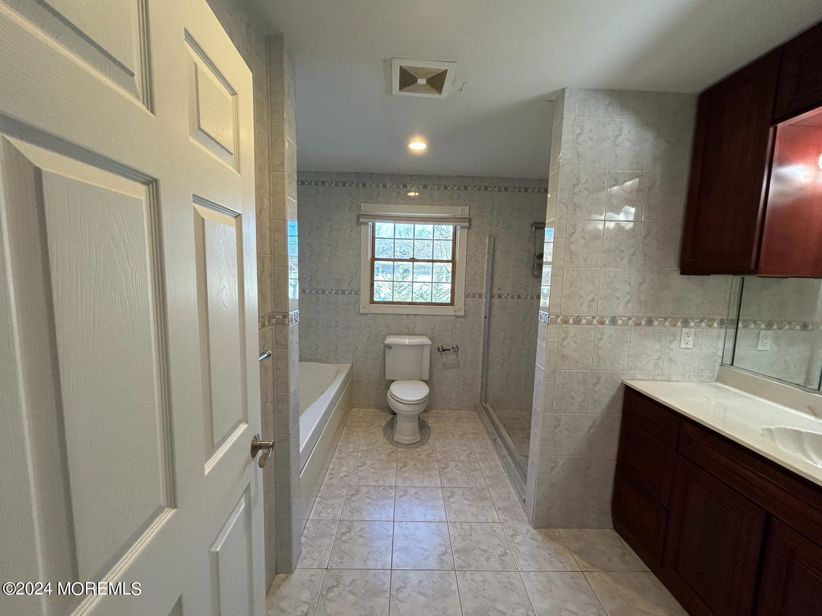 260 Heritage Drive Brick, NJ 08723 - Photo 64 of 157 60d19328-fde8-4a6f-a28f-b49b7a13284c