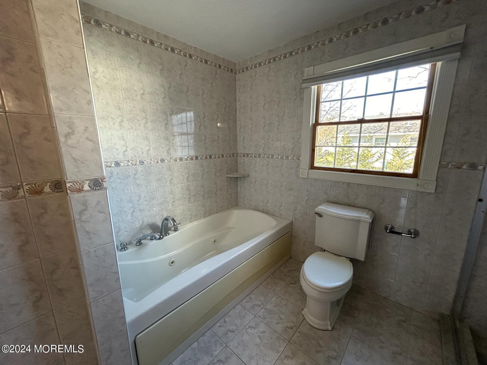 260 Heritage Drive Brick, NJ 08723 - Photo 65 of 157 68b1b717-79c6-4924-bb22-76fdae77ef8b