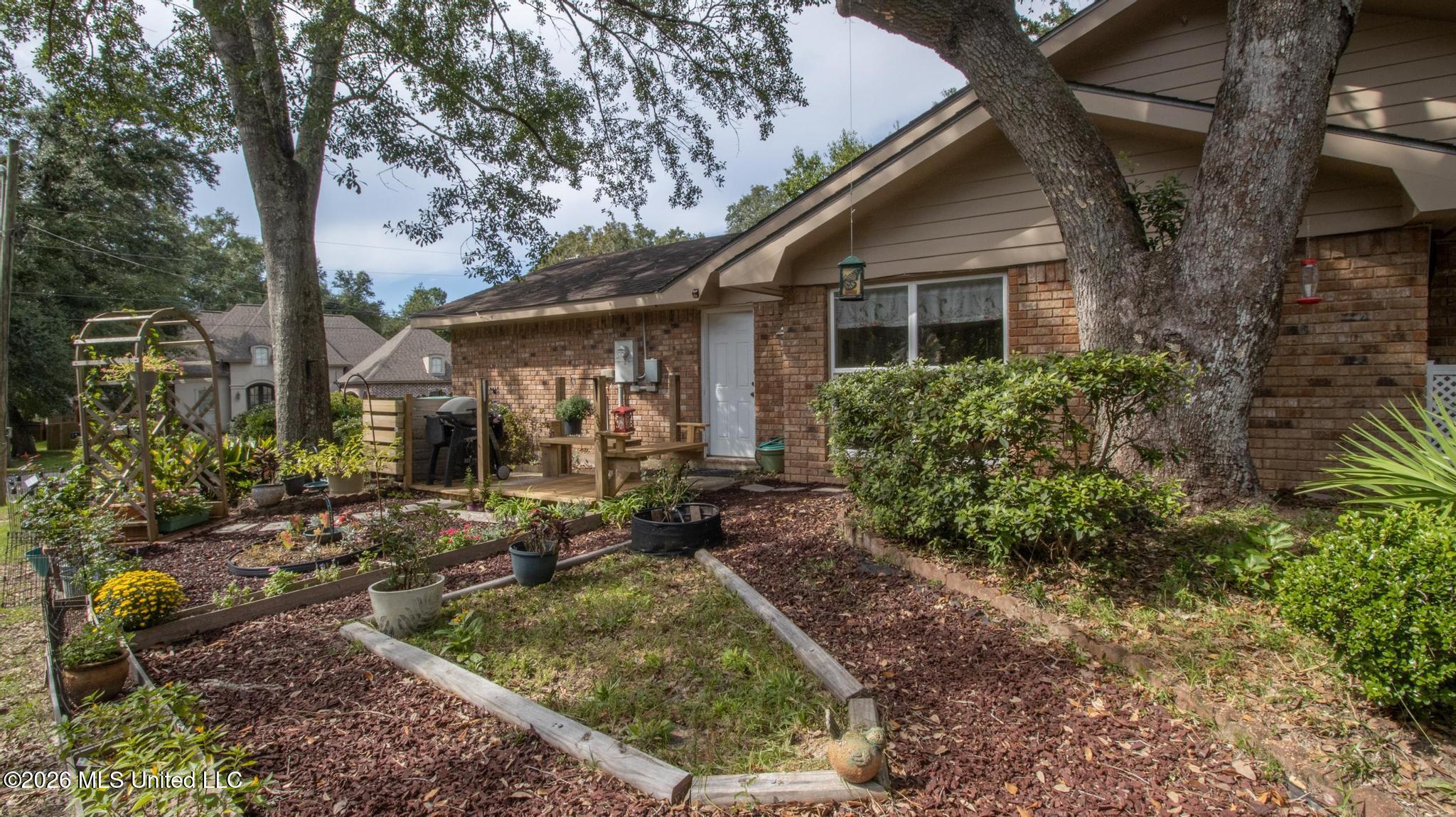 7739 Manini Way Diamondhead, MS 39525 - Photo 40 of 43 7739 Manini Way-114051