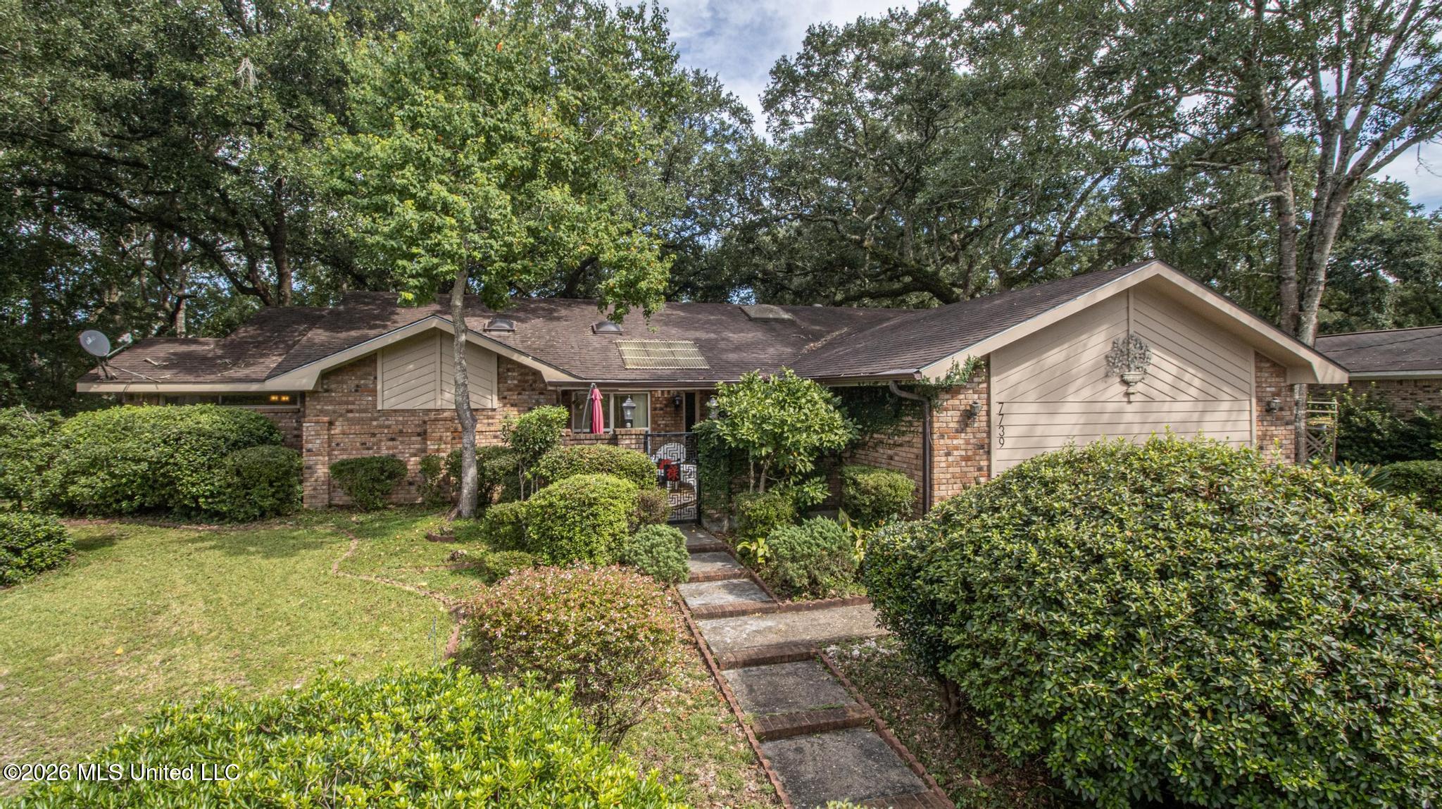 7739 Manini Way Diamondhead, MS 39525 - Photo 42 of 43 7739 Manini Way-114054