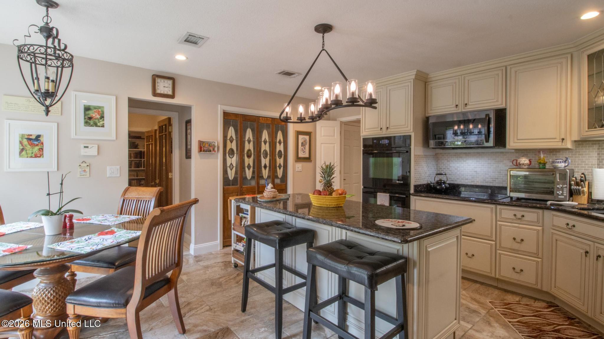 7739 Manini Way Diamondhead, MS 39525 - Photo 8 of 43 7739 Manini Way-114007