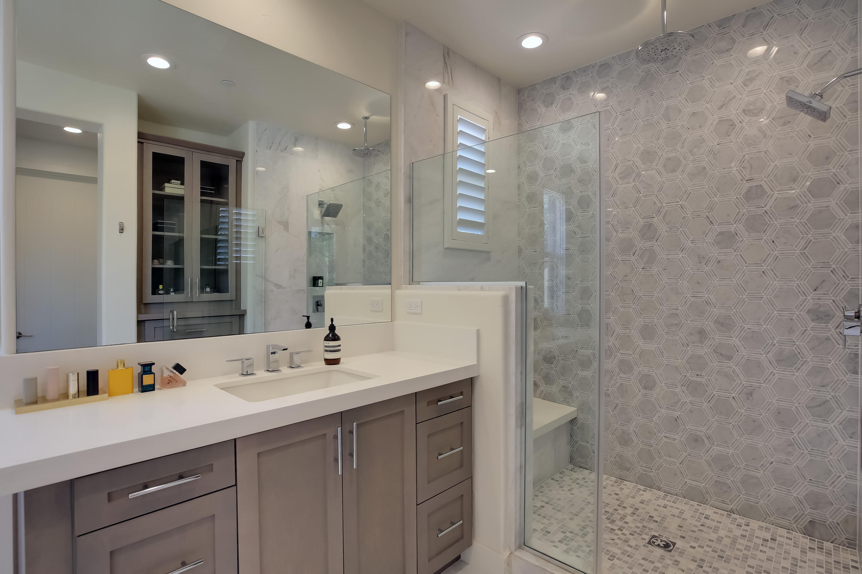 5445 Tree Farm Lane Santa Barbara, CA 93111 - Photo 29 of 49 Bath No. 2