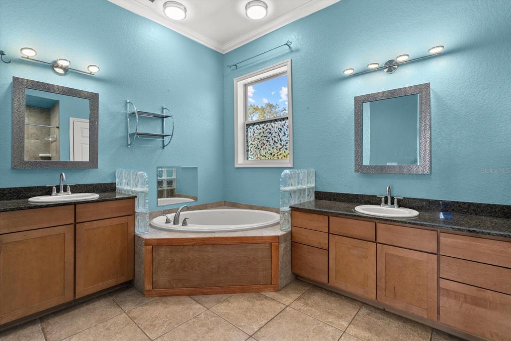 503 1st Avenue Northwest Ruskin, FL 33570 - Photo 23 of 70