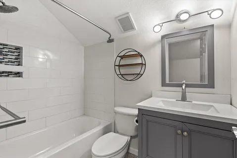 $574,900 | 503 1st Avenue Northwest, Ruskin, FL 33570