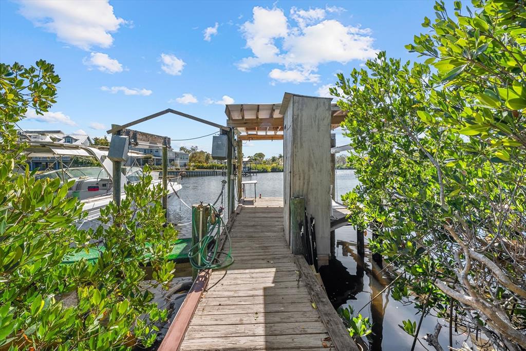 503 1st Avenue Northwest Ruskin, FL 33570 - Photo 46 of 70