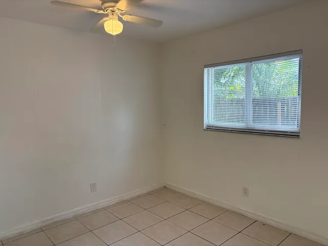 $1,800 | 709 Southwest 13th Avenue, Unit 4, Fort Lauderdale, FL 33312