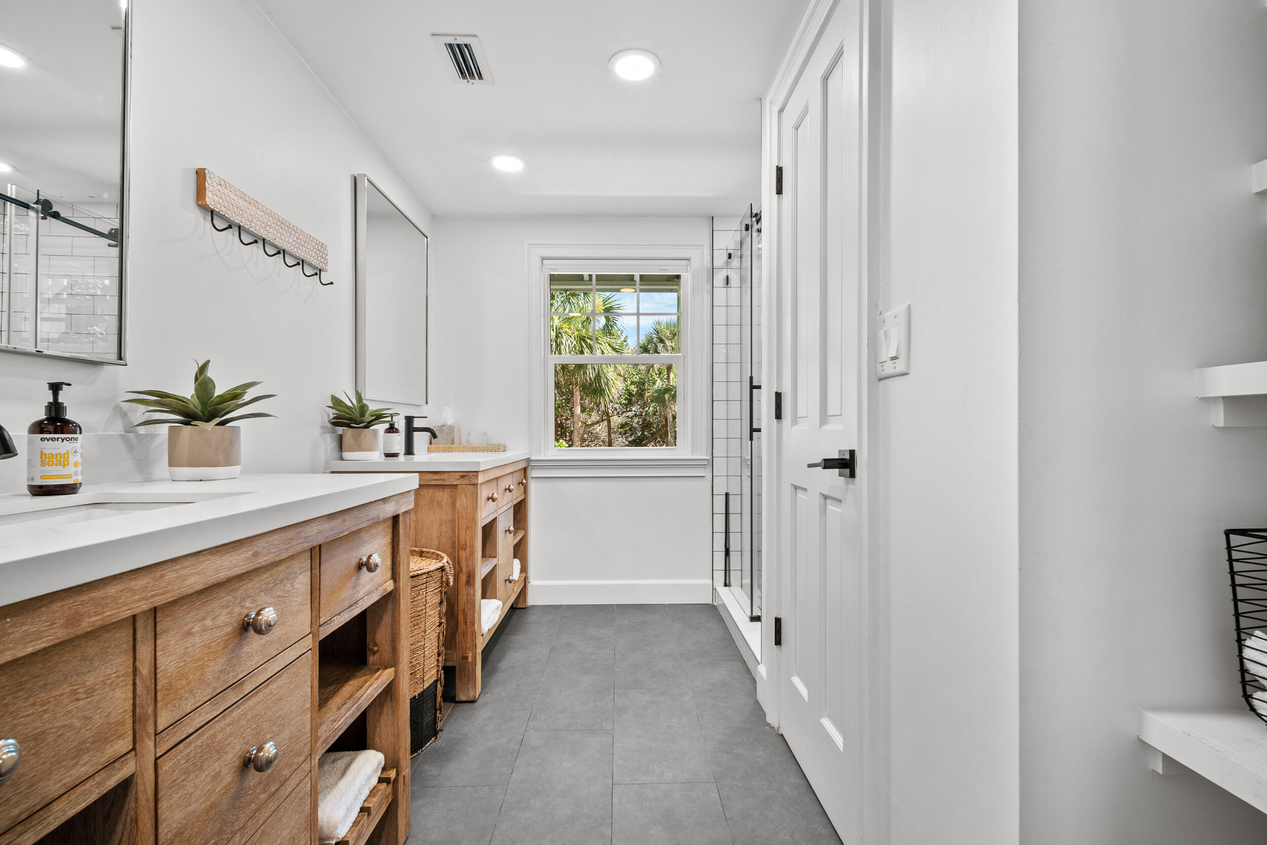 12376 Florida A1A Vero Beach, FL 32963 - Photo 31 of 92 salty fig cm-27