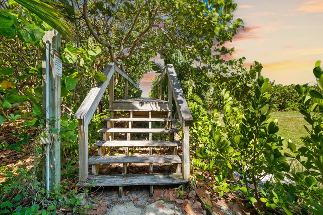 $25,000 | 12376 Florida A1A, Vero Beach, FL 32963