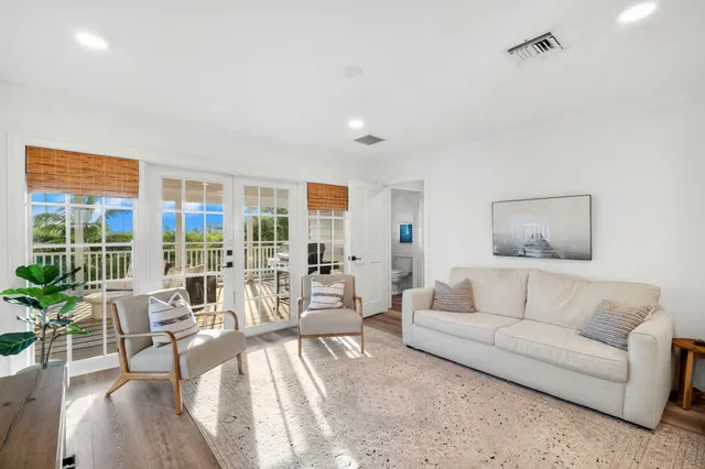 $25,000 | 12376 Florida A1A, Vero Beach, FL 32963