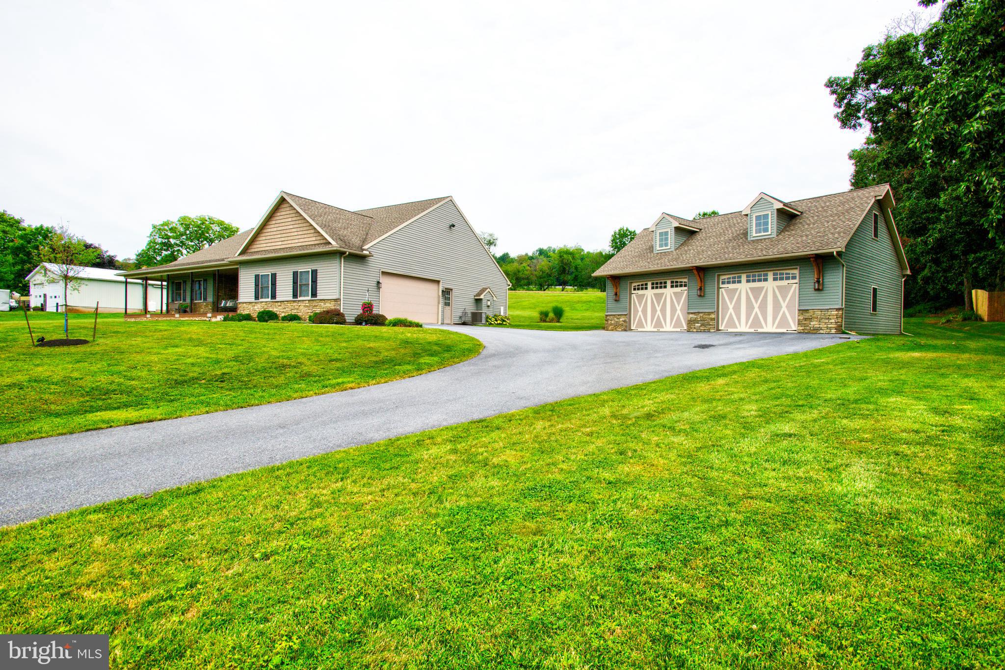 1464 Mountain Road Manheim, PA 17545 - Photo 1 of 59