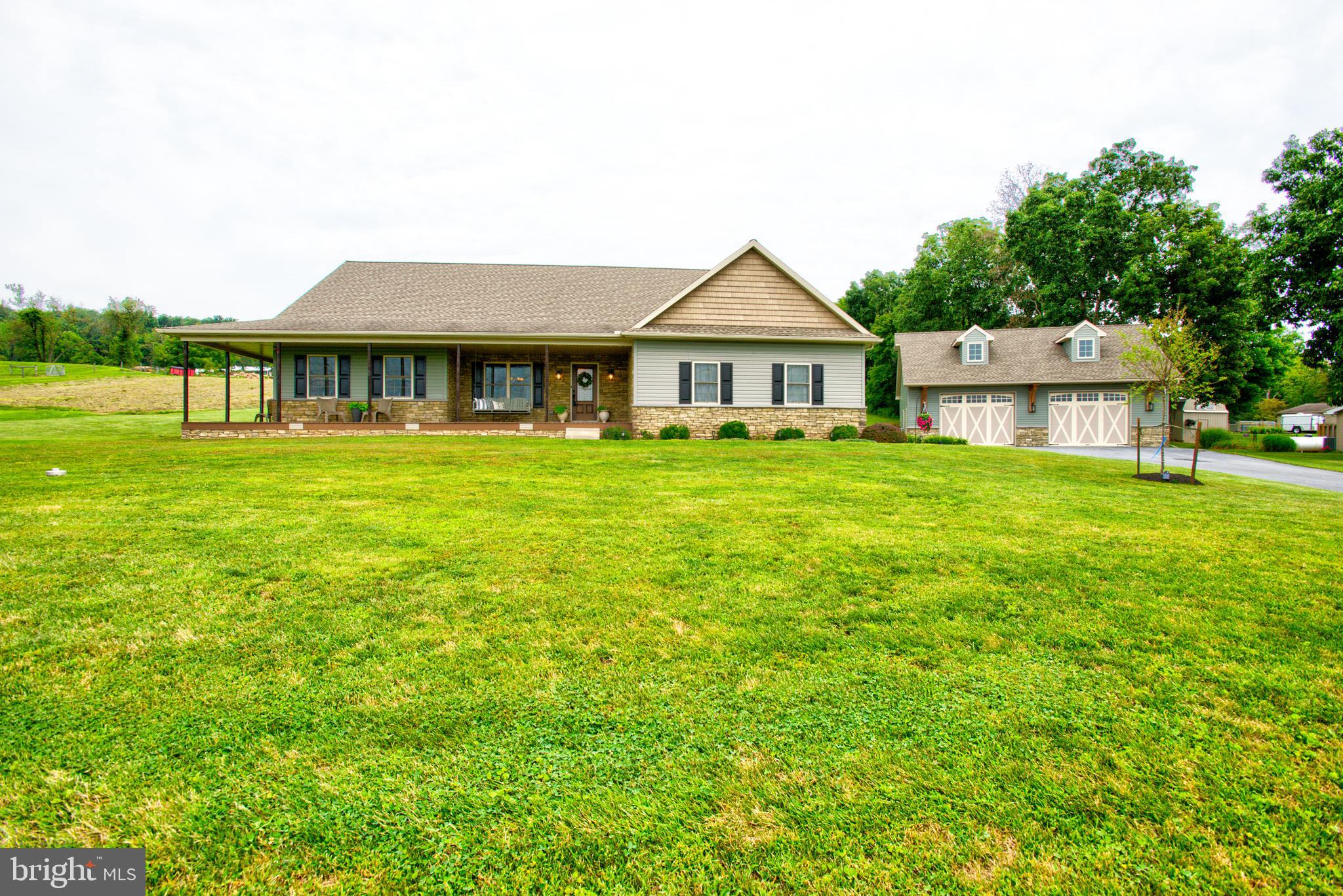 1464 Mountain Road Manheim, PA 17545 - Photo 4 of 59