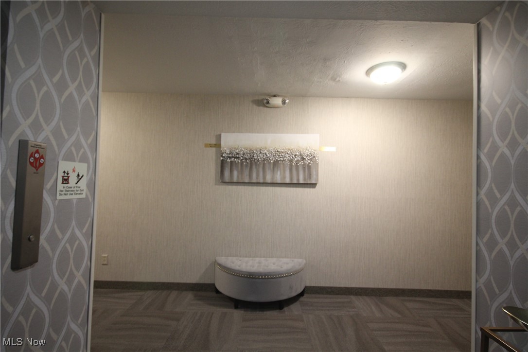 3068 Kent Road, Unit 512 Stow, OH 44224 - Photo 4 of 25 Gallery Image 4