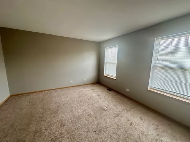 $2,400 | 2258 Georgetown Circle, Unit 2258, Aurora, IL 60503