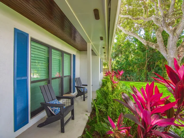 $8,000 | 980 Clipper Road, Vero Beach, FL 32963