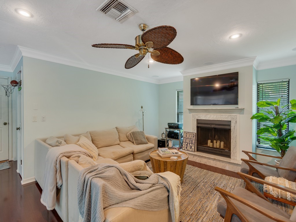 980 Clipper Road Vero Beach, FL 32963 - Photo 4 of 36