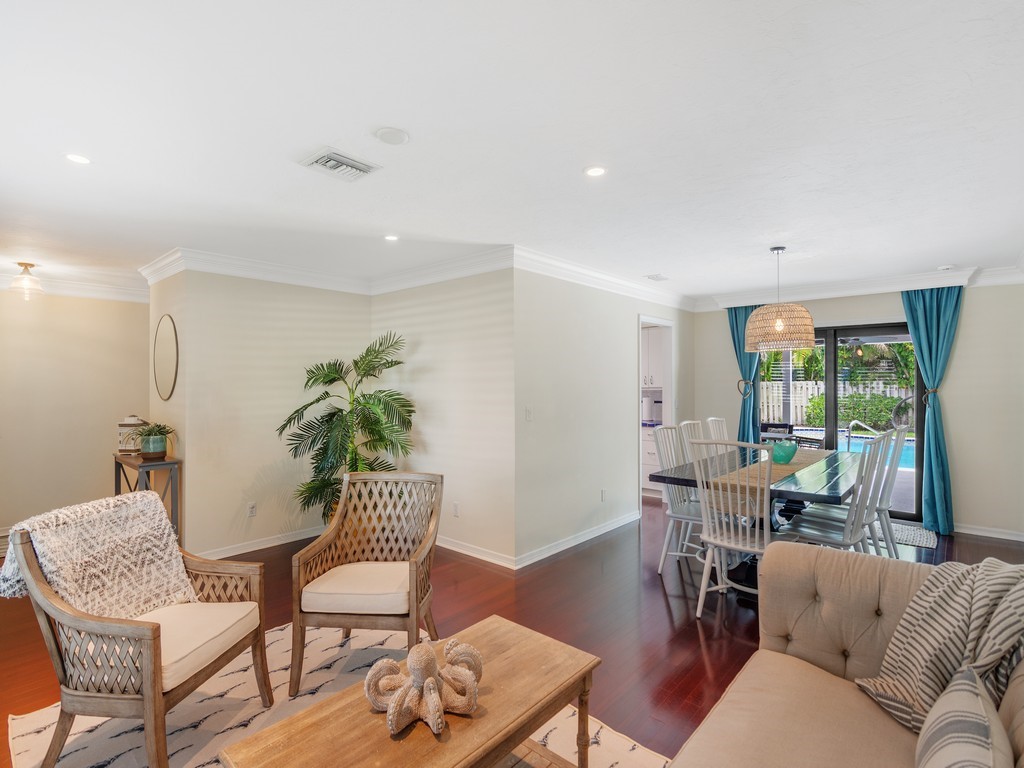 980 Clipper Road Vero Beach, FL 32963 - Photo 5 of 36