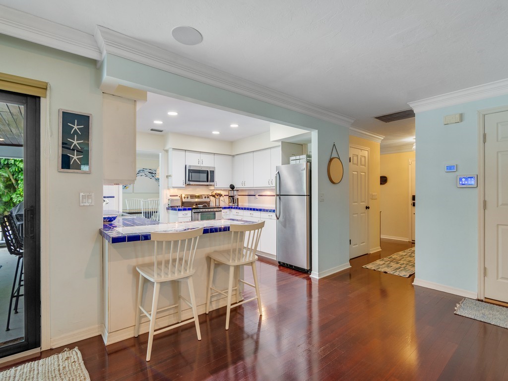 980 Clipper Road Vero Beach, FL 32963 - Photo 6 of 36