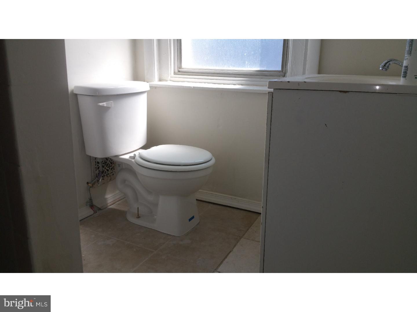 718 West Butler Street Philadelphia, PA 19140 - Photo 8 of 15