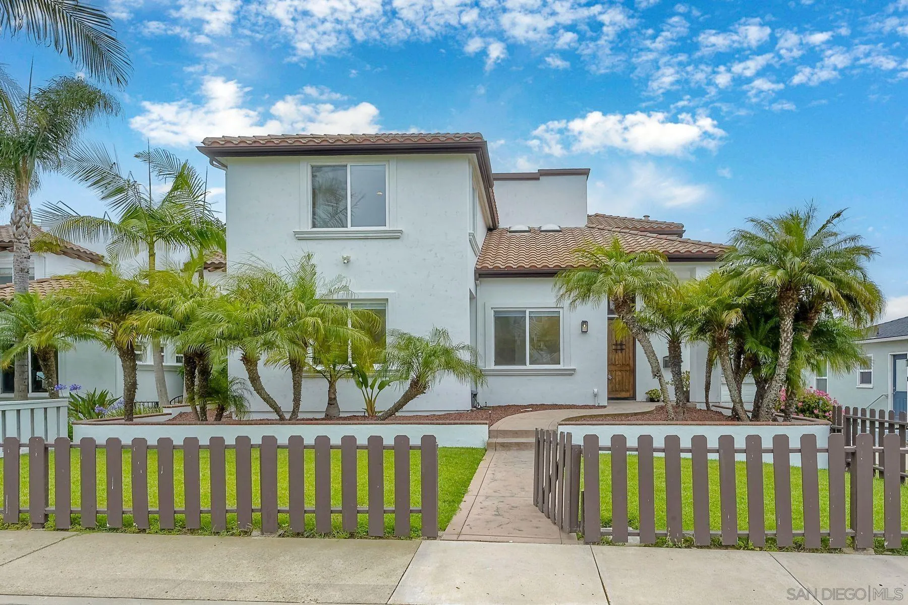 819 Van Nuys Street San Diego, CA 92109 - Photo 1 of 62