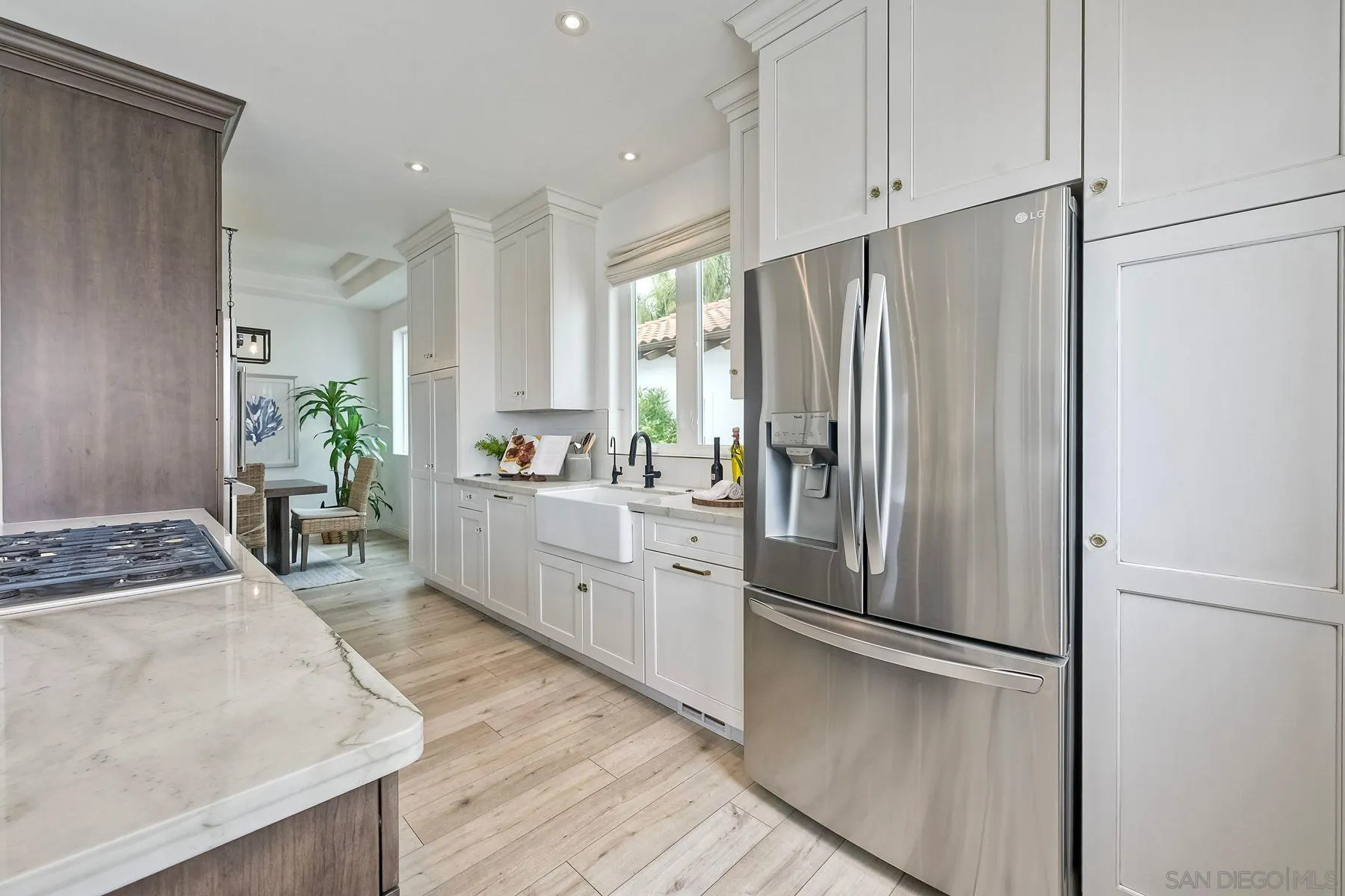 819 Van Nuys Street San Diego, CA 92109 - Photo 17 of 62