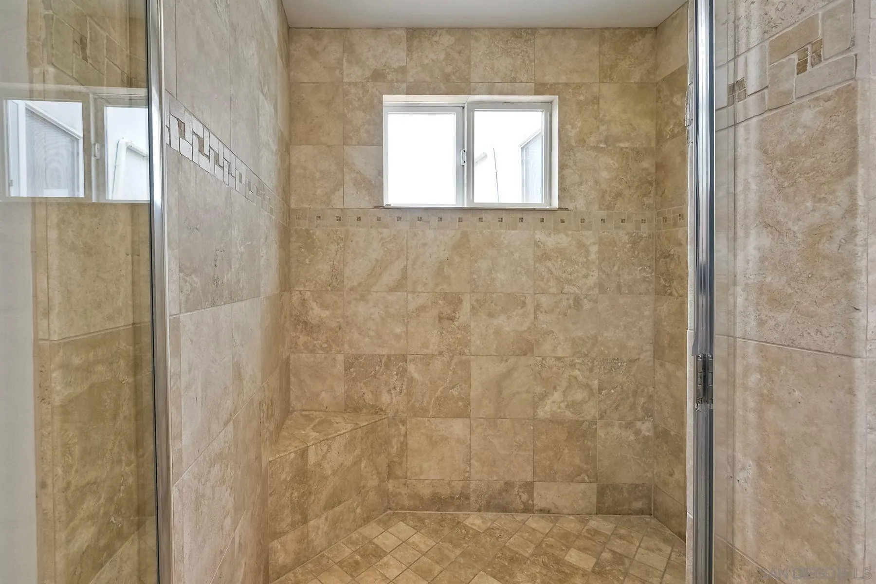 819 Van Nuys Street San Diego, CA 92109 - Photo 28 of 62