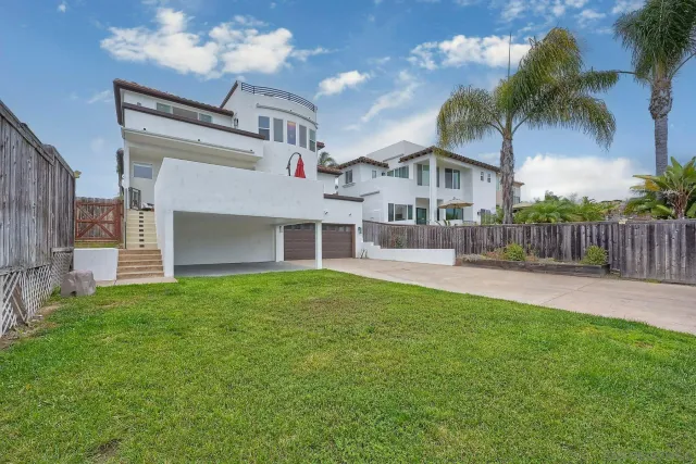 $3,395,000 | 819 Van Nuys Street, San Diego, CA 92109