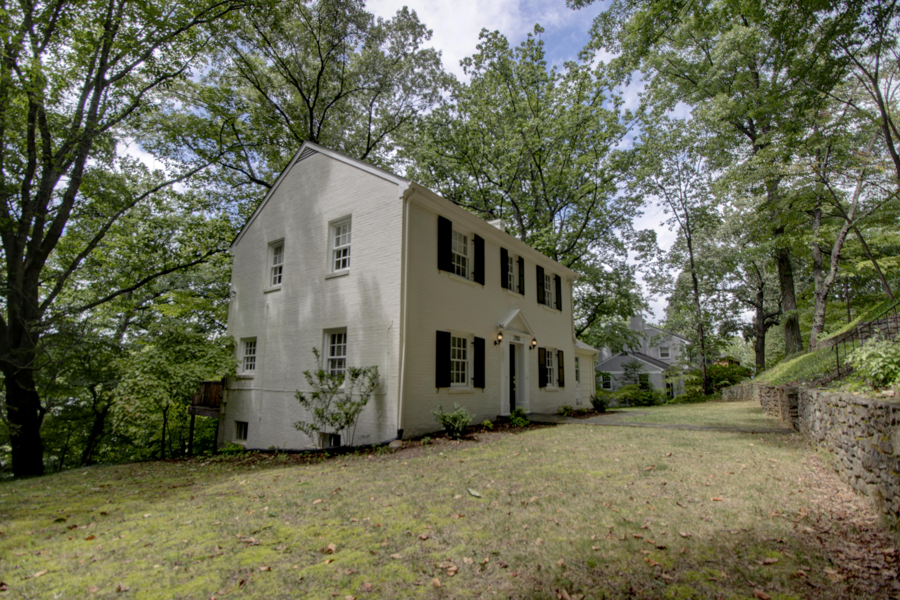 2703 Nottingham Road Southeast Roanoke, VA 24014 - Photo 1 of 38 _MG_3260_1_2_3_4