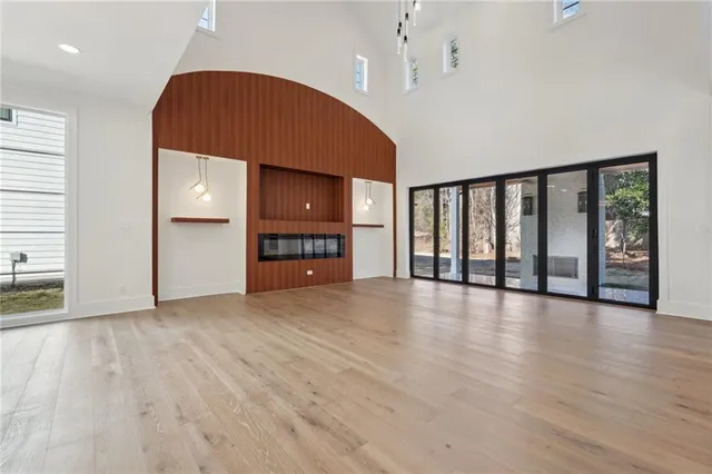 $8,500 | 120 Thome Drive, Alpharetta, GA 30022