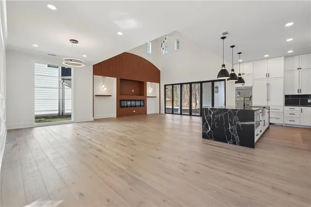 $8,500 | 120 Thome Drive, Alpharetta, GA 30022