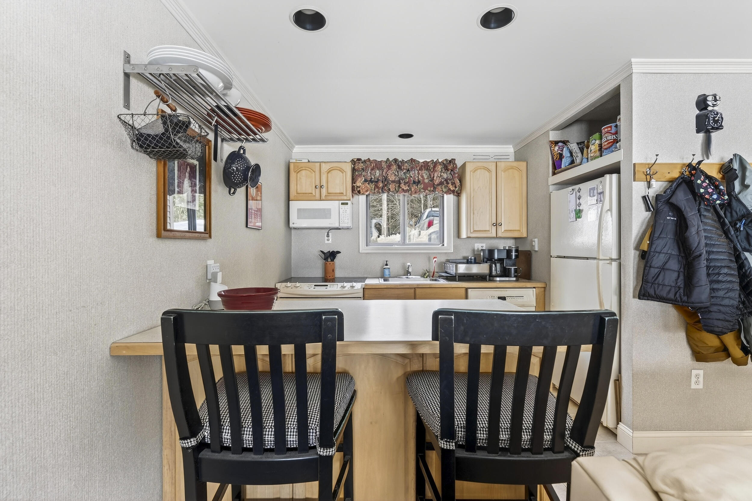 38 Express Lane, Unit A2 Newry, ME 04261 - Photo 14 of 35 16_38express2b-19