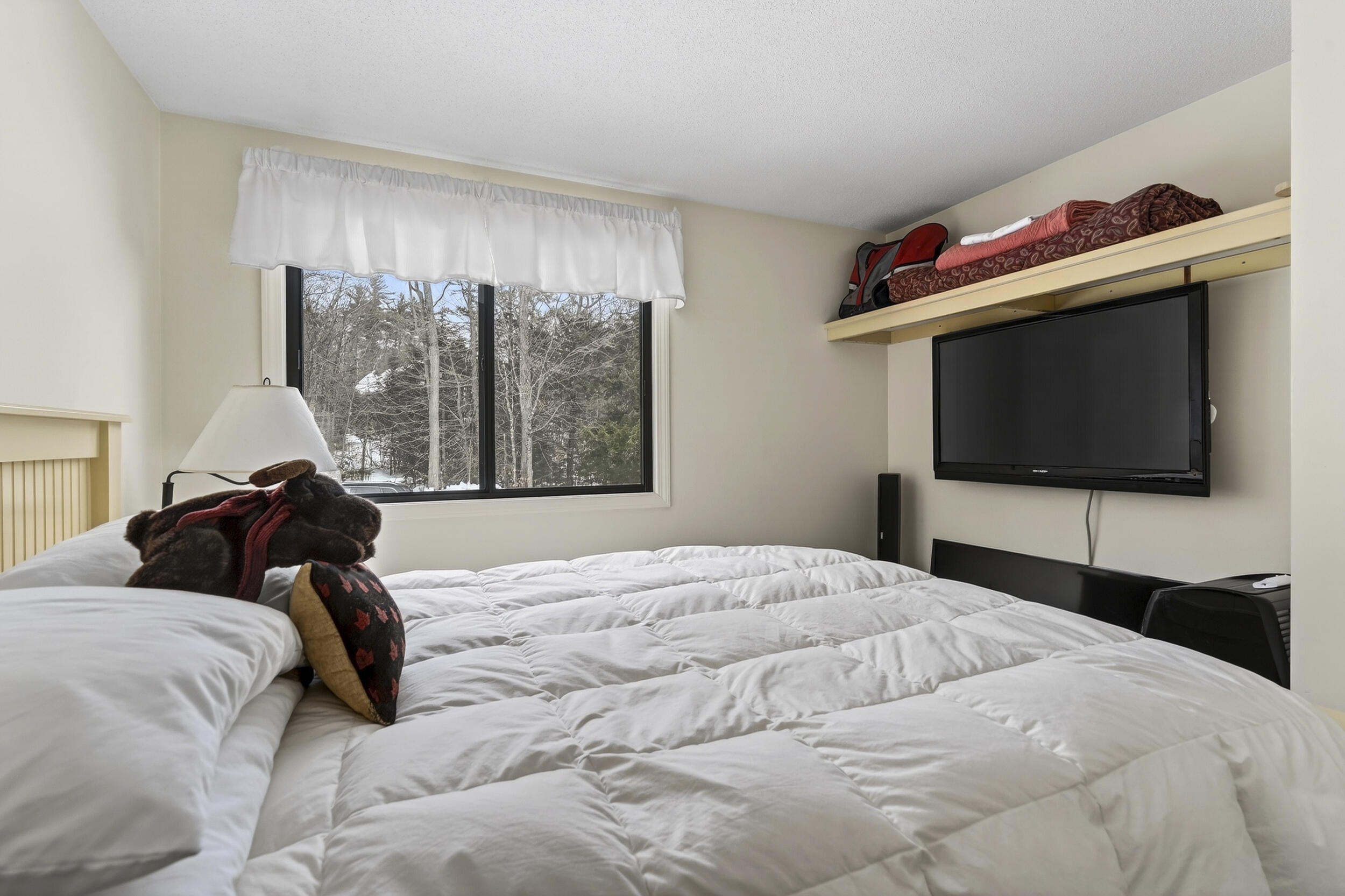 38 Express Lane, Unit A2 Newry, ME 04261 - Photo 21 of 34 24_38express2b-27