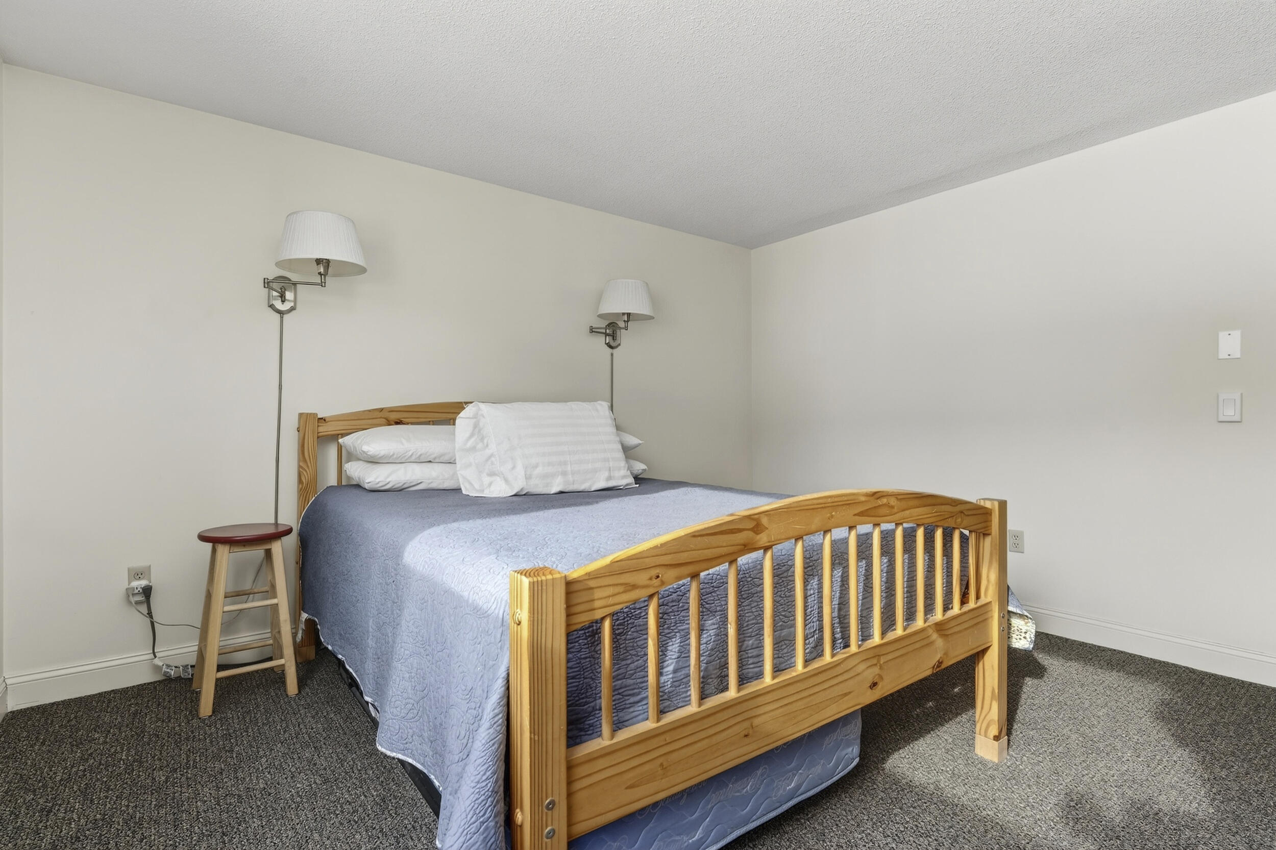 38 Express Lane, Unit A2 Newry, ME 04261 - Photo 25 of 34 28_38express2b-31